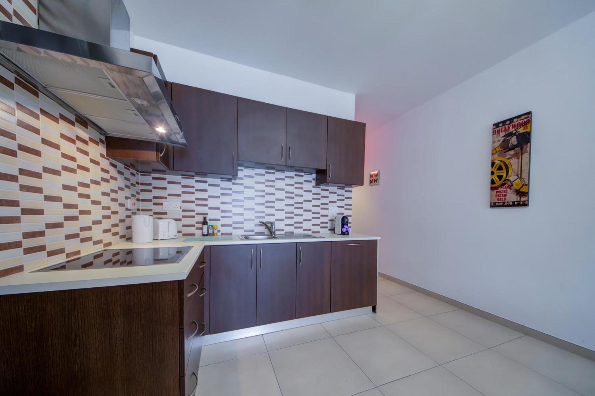 Prime Location, Modern Apartment In St Julian'S, Paceville, Apt 8 By Vaganza Saint Julian's Eksteriør bilde